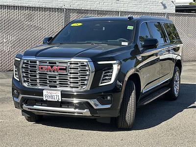 Used 2025 GMC Yukon XL - photo 1
