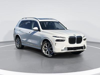 Used 2023 BMW X7 - photo 1