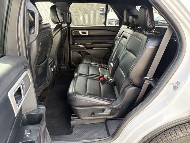 Used 2020 Ford Explorer - photo 18
