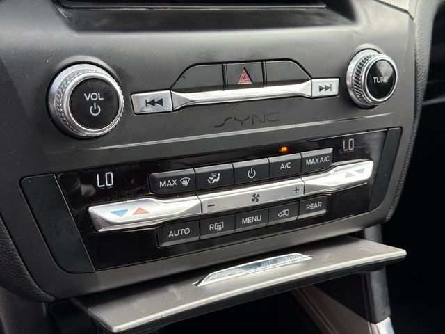 Used 2020 Ford Explorer - photo 32