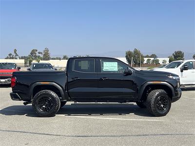 New 2025 GMC Canyon Elevation Crew Cab 4WD Pickup for sale #CA12727M - photo 2