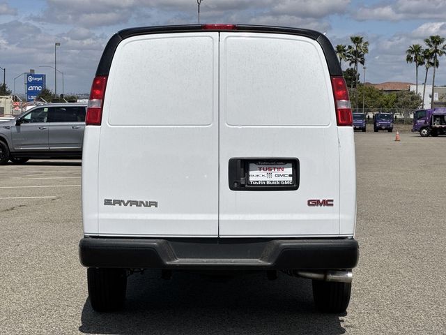 New 2026 GMC Savana 2500 - photo 6