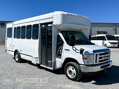 Used 2019 Ford E-450 Cutaway for sale #1000156 - photo 1