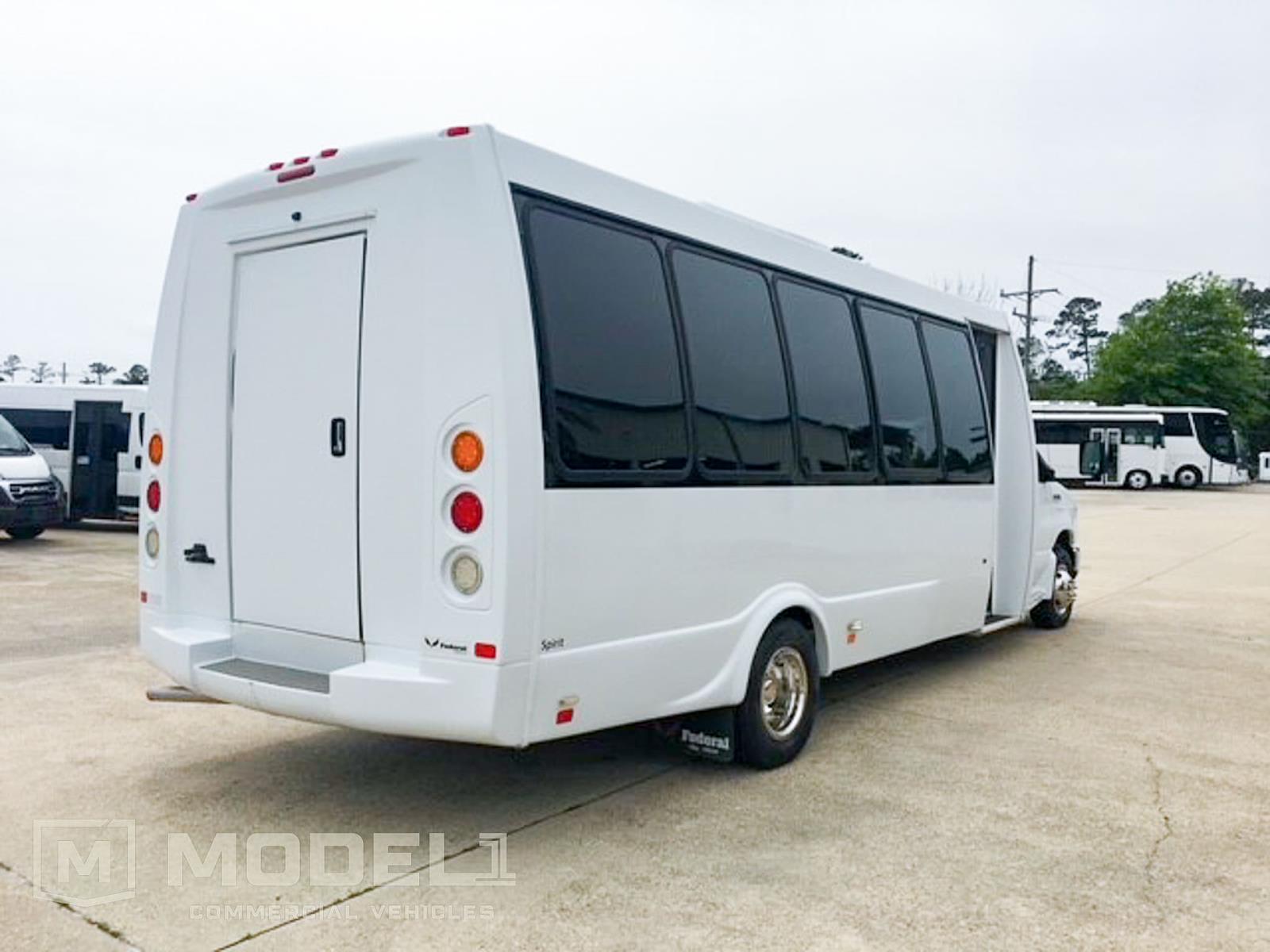 Used 2017 Ford E-450 - photo 2