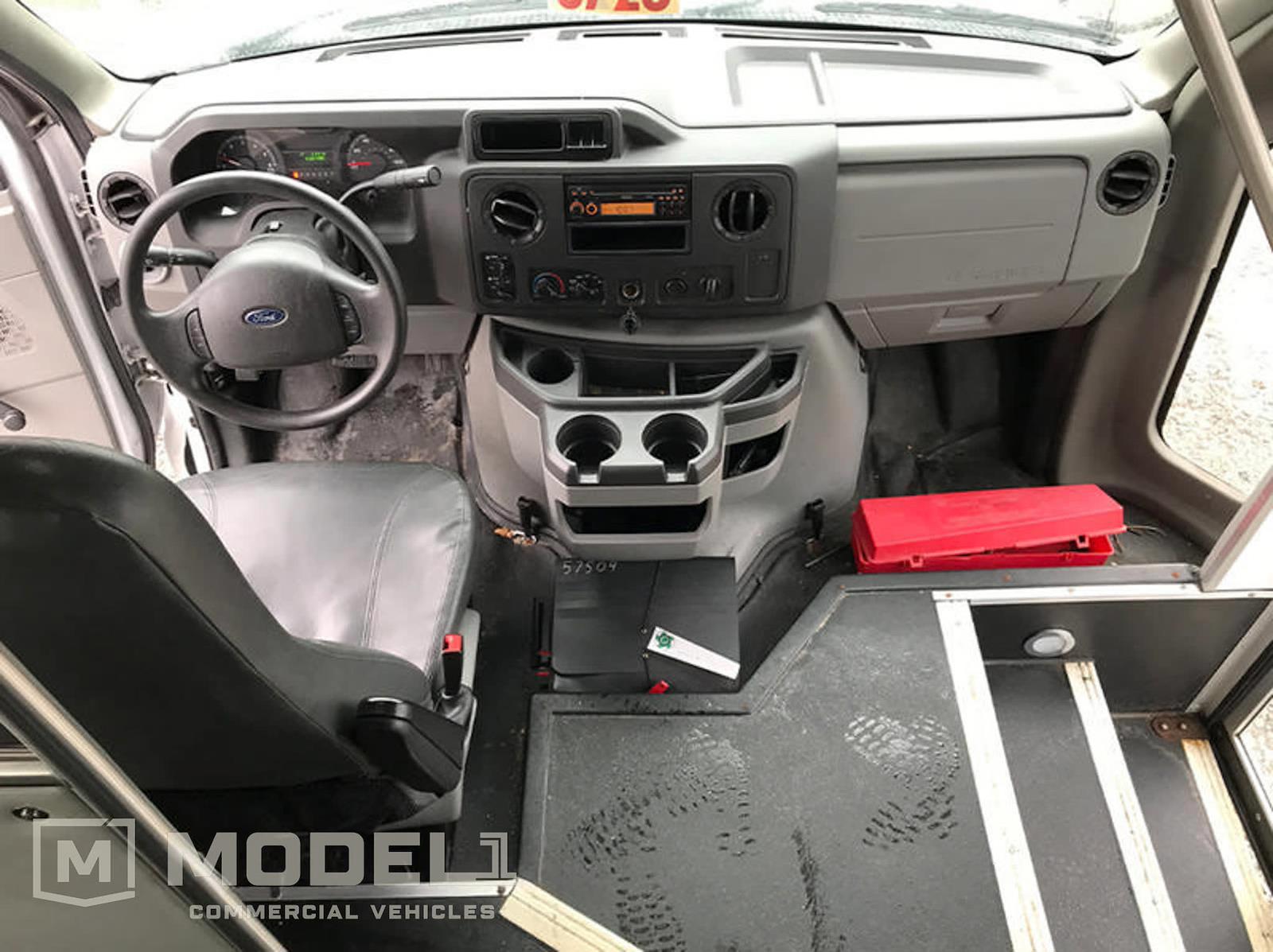 Used 2016 Ford E-350 - photo 6