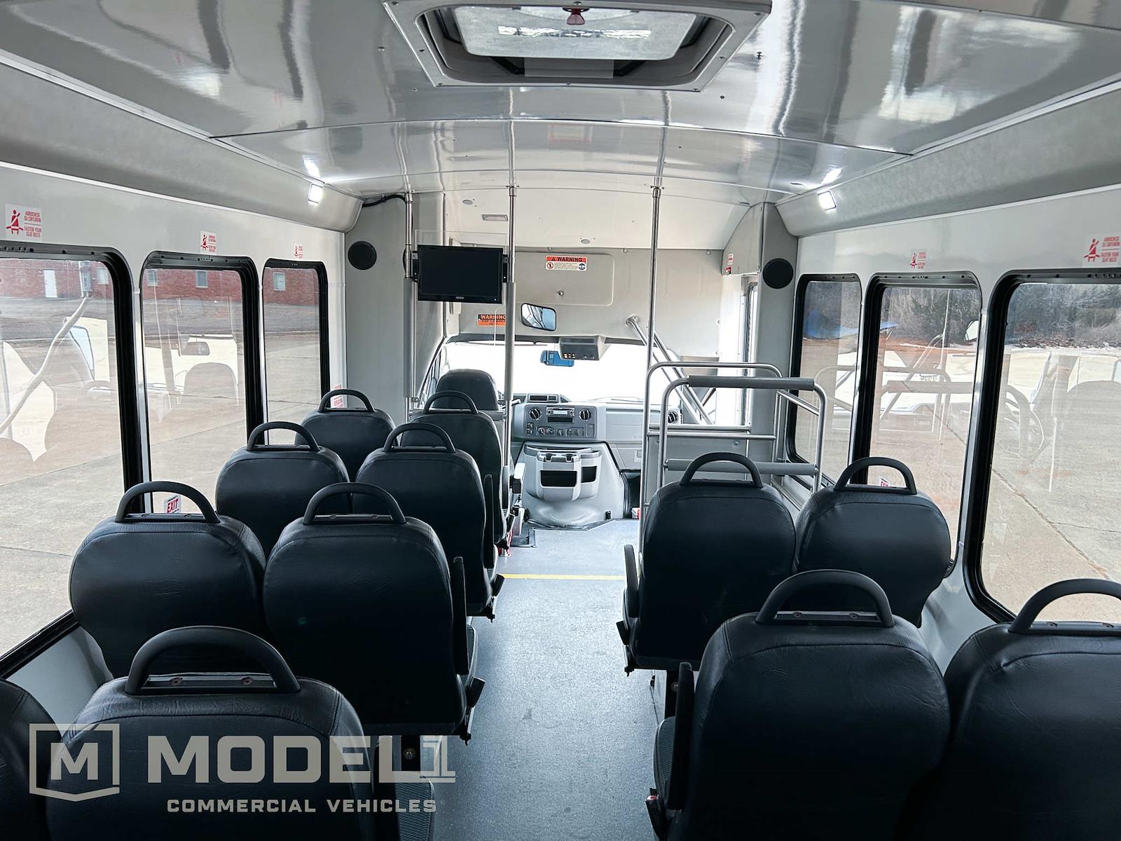 Used 2021 Ford E-450 - photo 14