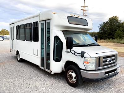 Used 2014 Ford E-450 - photo 1