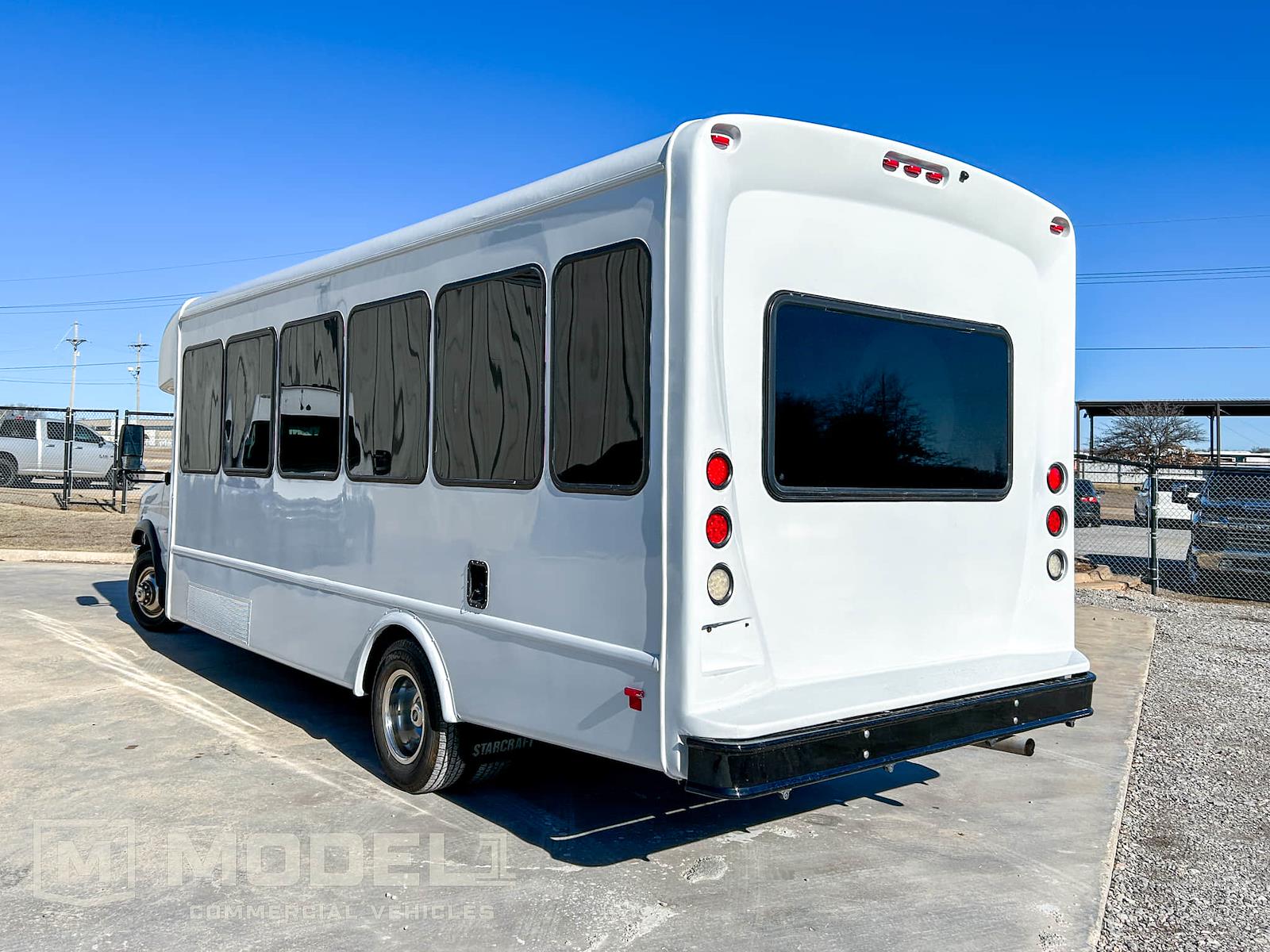 Used 2021 Ford E-450 - photo 2