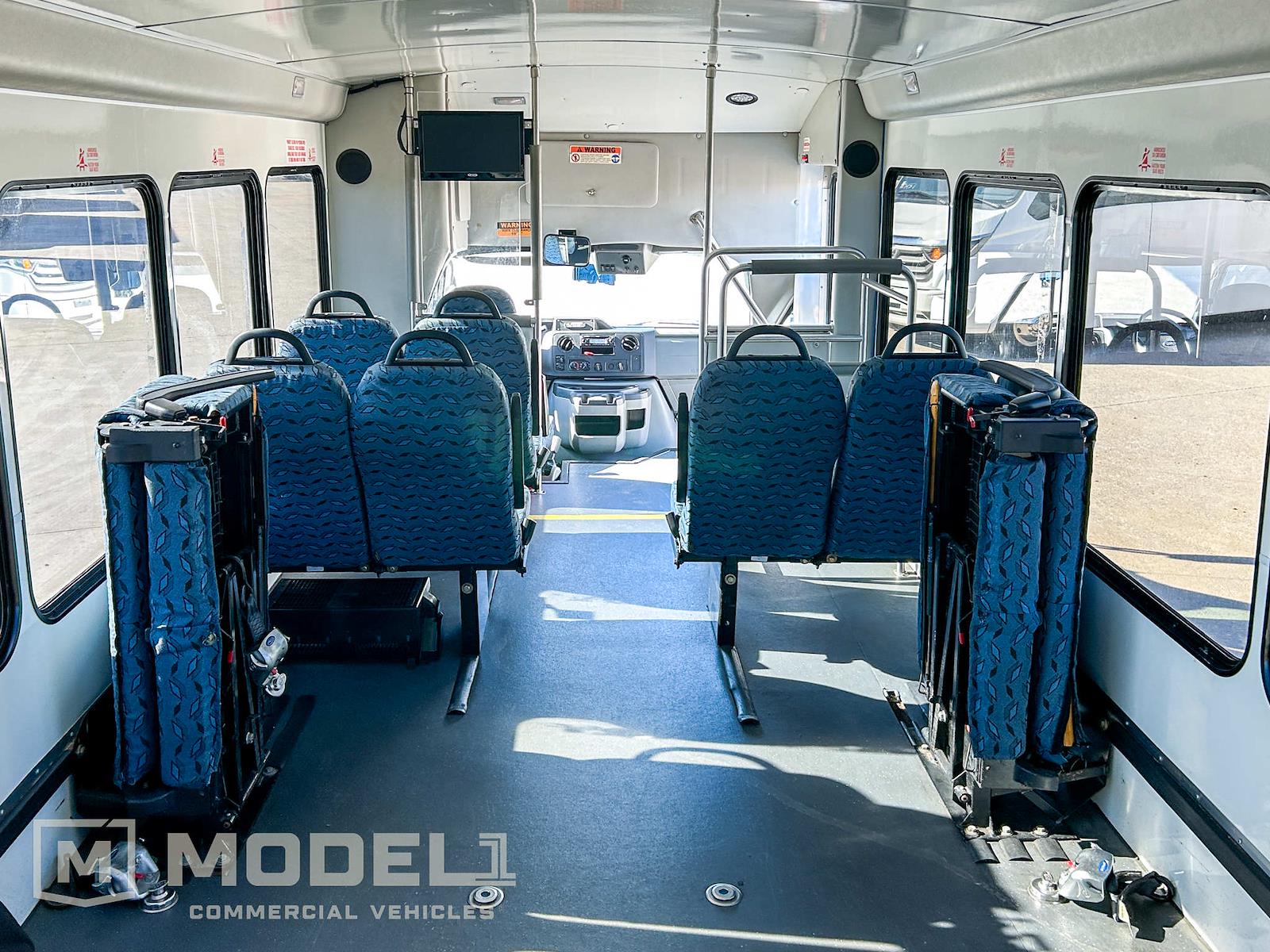 Used 2021 Ford E-450 - photo 11