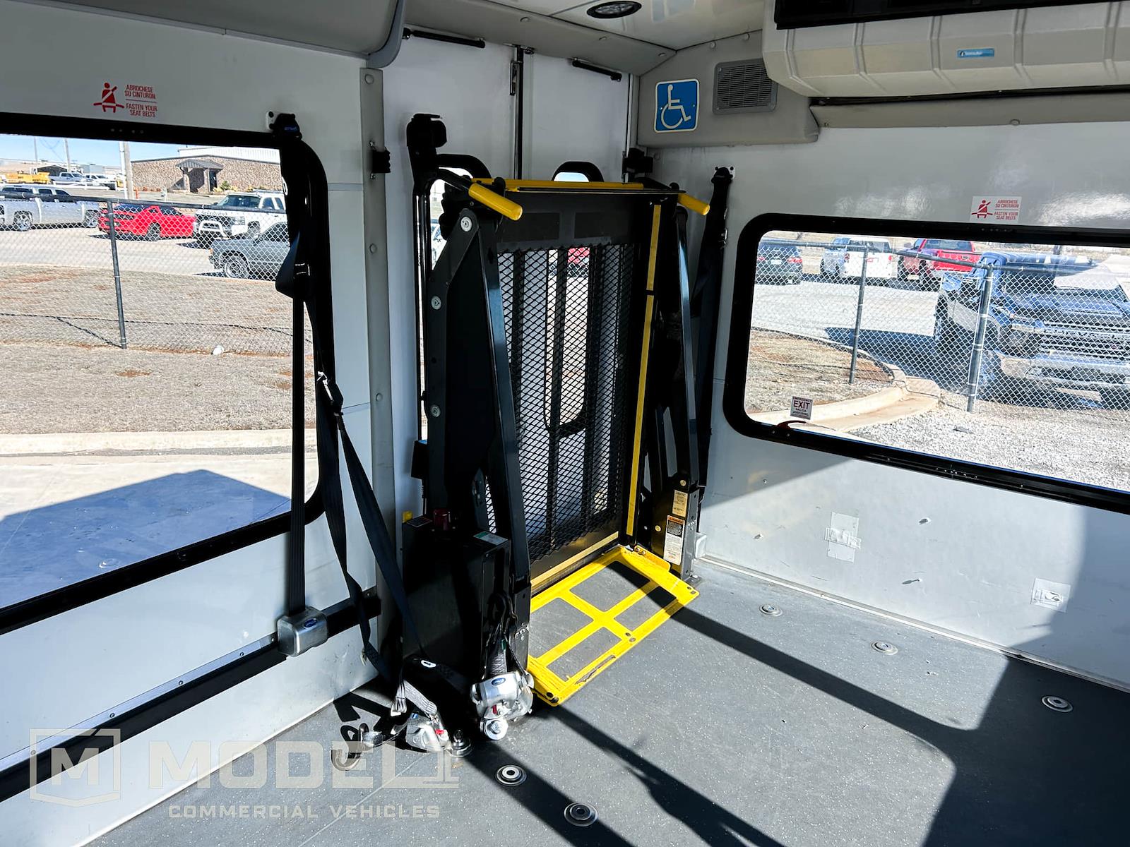 Used 2021 Ford E-450 - photo 12