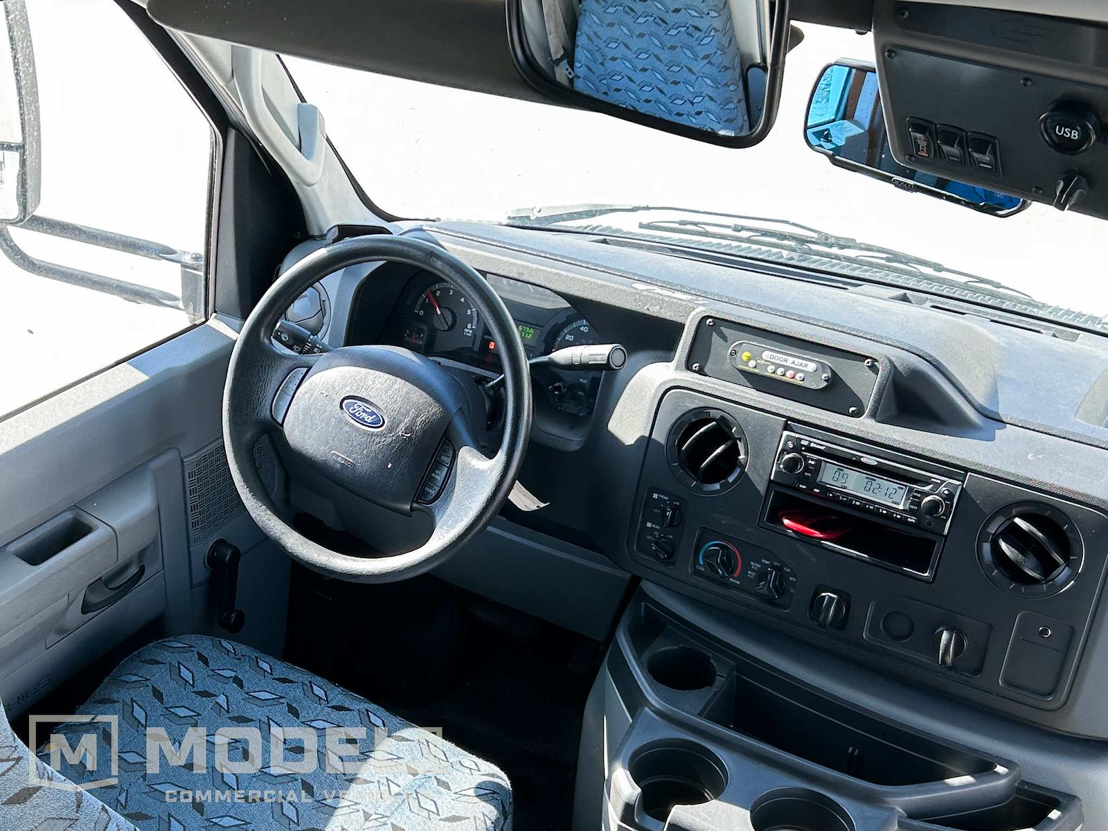 Used 2021 Ford E-450 - photo 8
