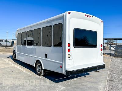 Used 2021 Ford E-450 - photo 2