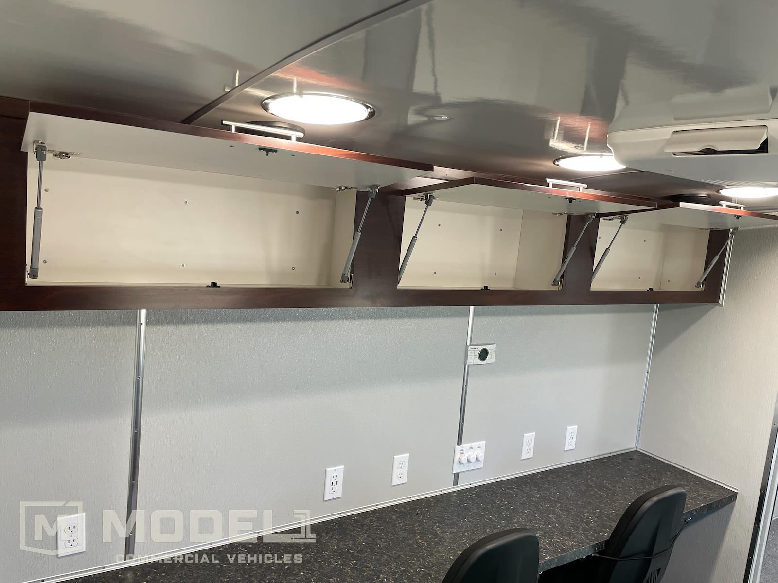 Used 2021 Ford F-650 Standard Regular Cab 4x2 Mobile Office - photo 19