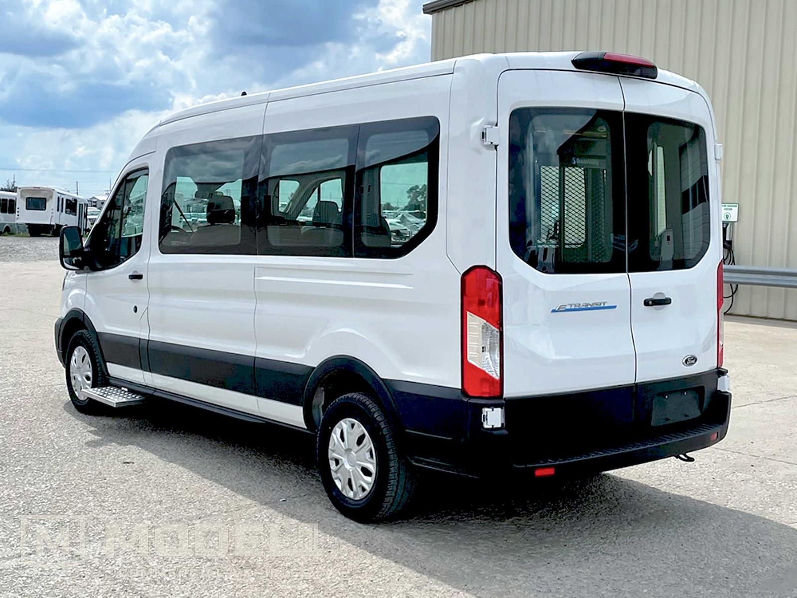 New 2022 Ford E-Transit 350 - photo 7