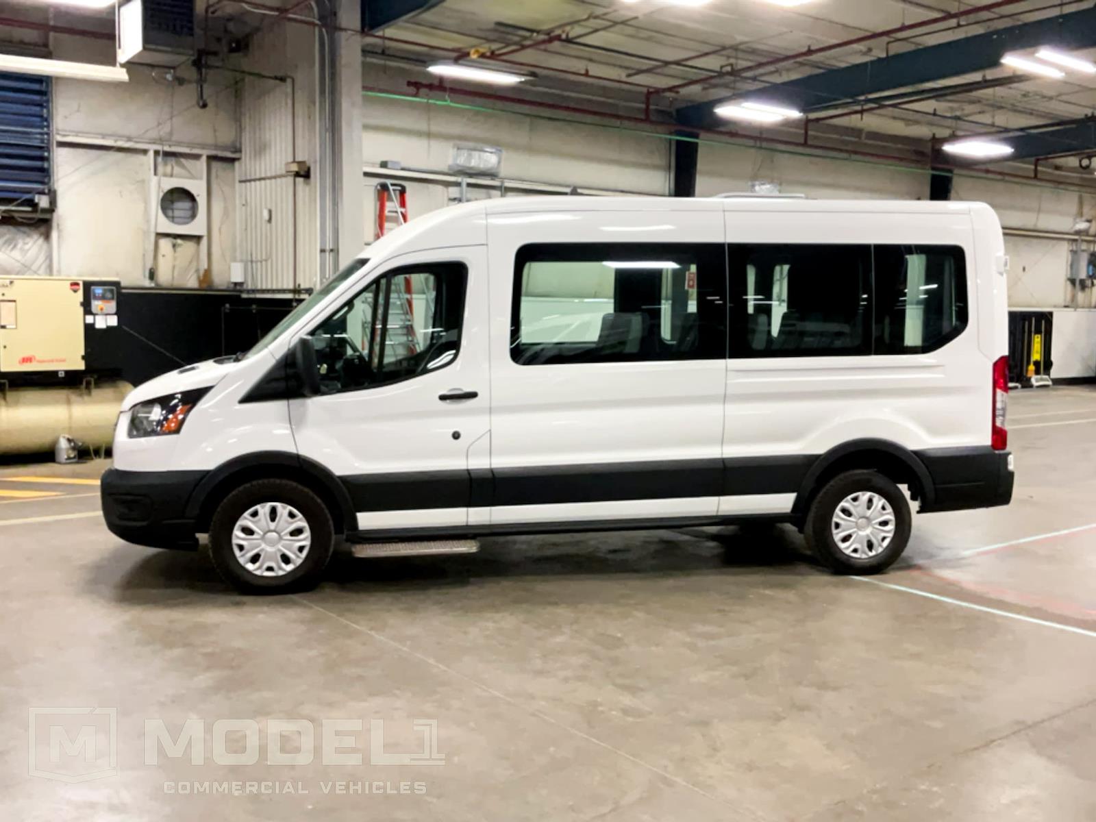 New 2022 Ford E-Transit 350 - photo 5