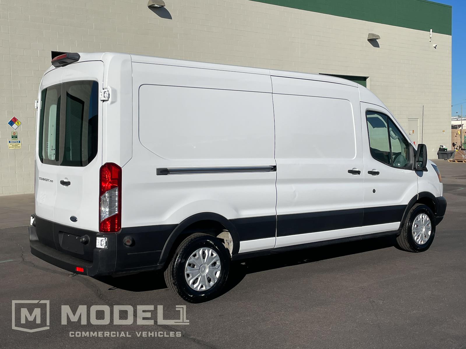 Used 2019 Ford Transit 250 - photo 2