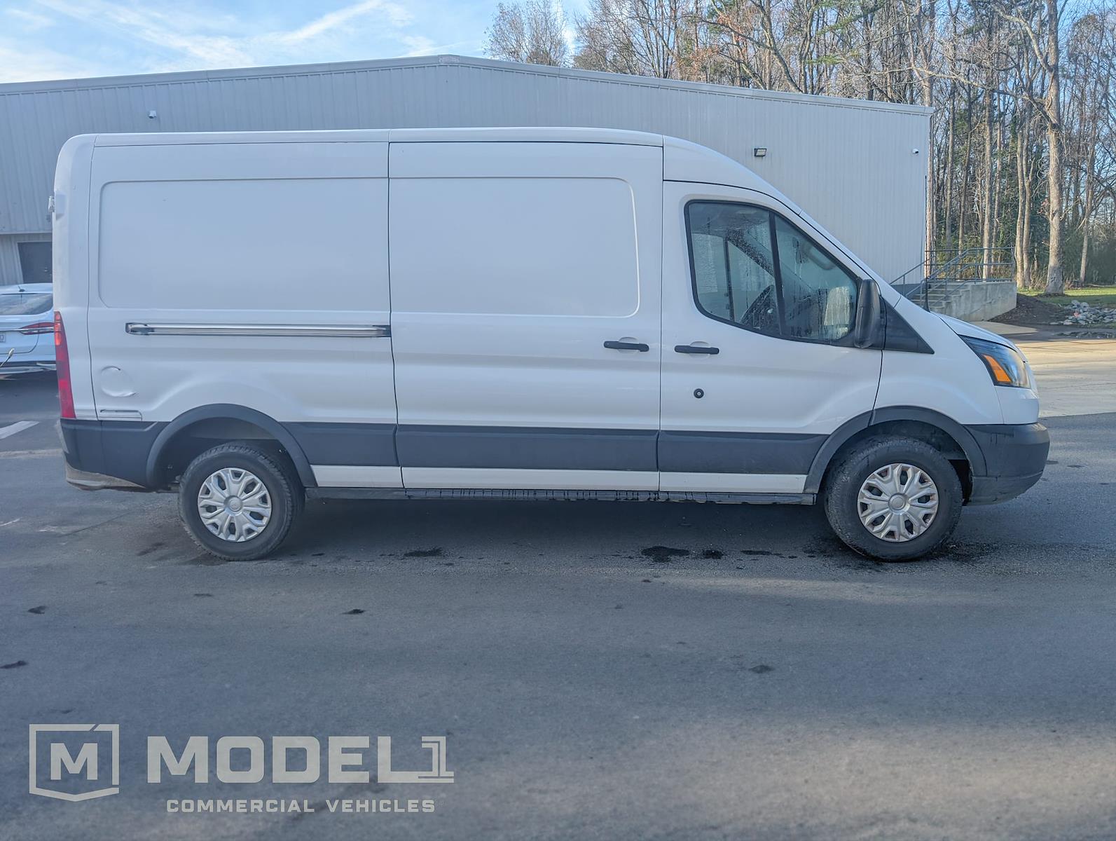 Used 2019 Ford Transit 250 - photo 7
