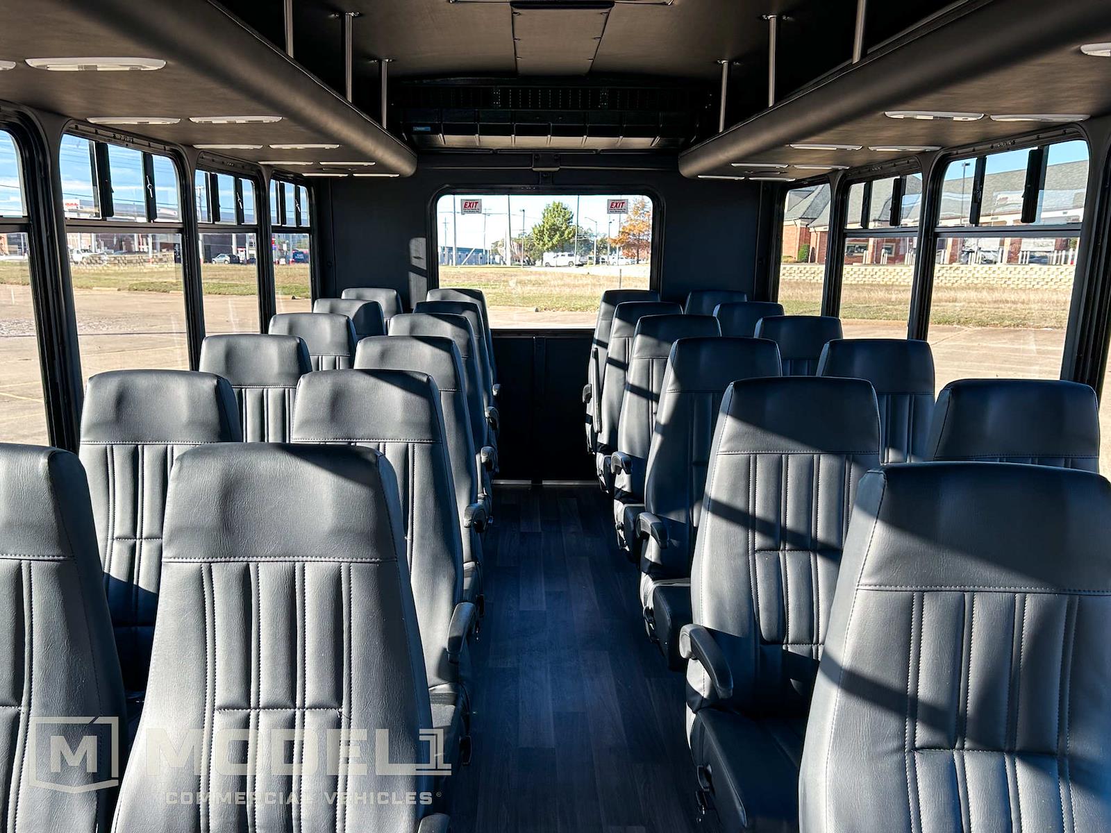 Used 2024 Ford E-450 - photo 6