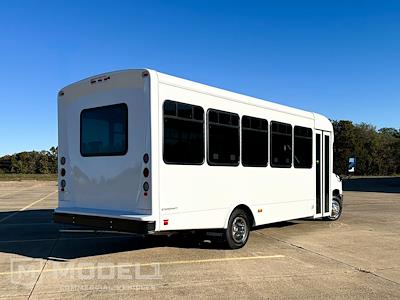 Used 2024 Ford E-450 - photo 2