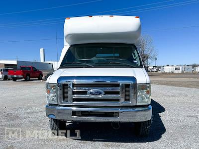 Used 2009 Ford E-350 - photo 1