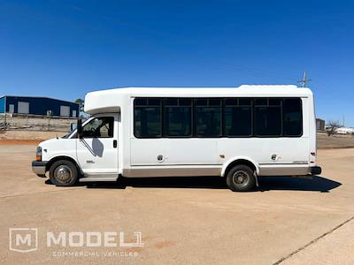 Used 2014 Chevrolet Express 4500 - photo 1
