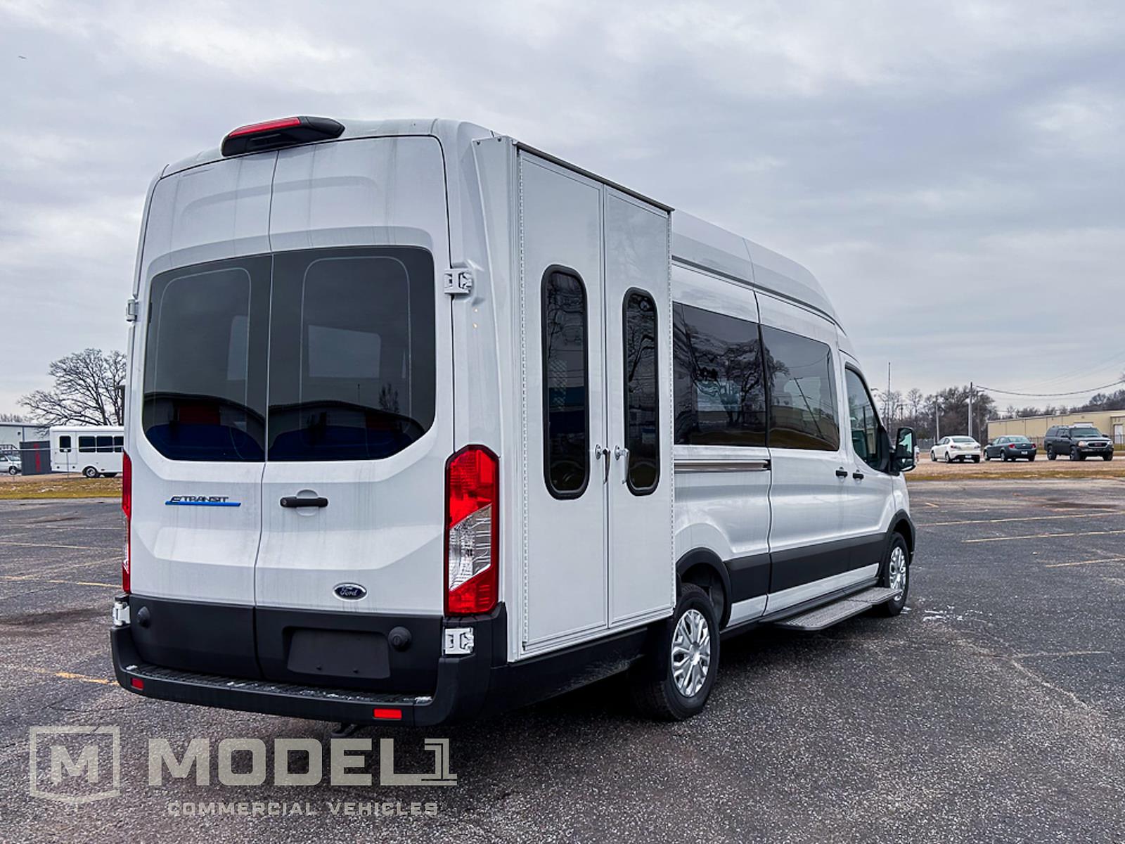 New 2023 Ford E-Transit 350 - photo 9