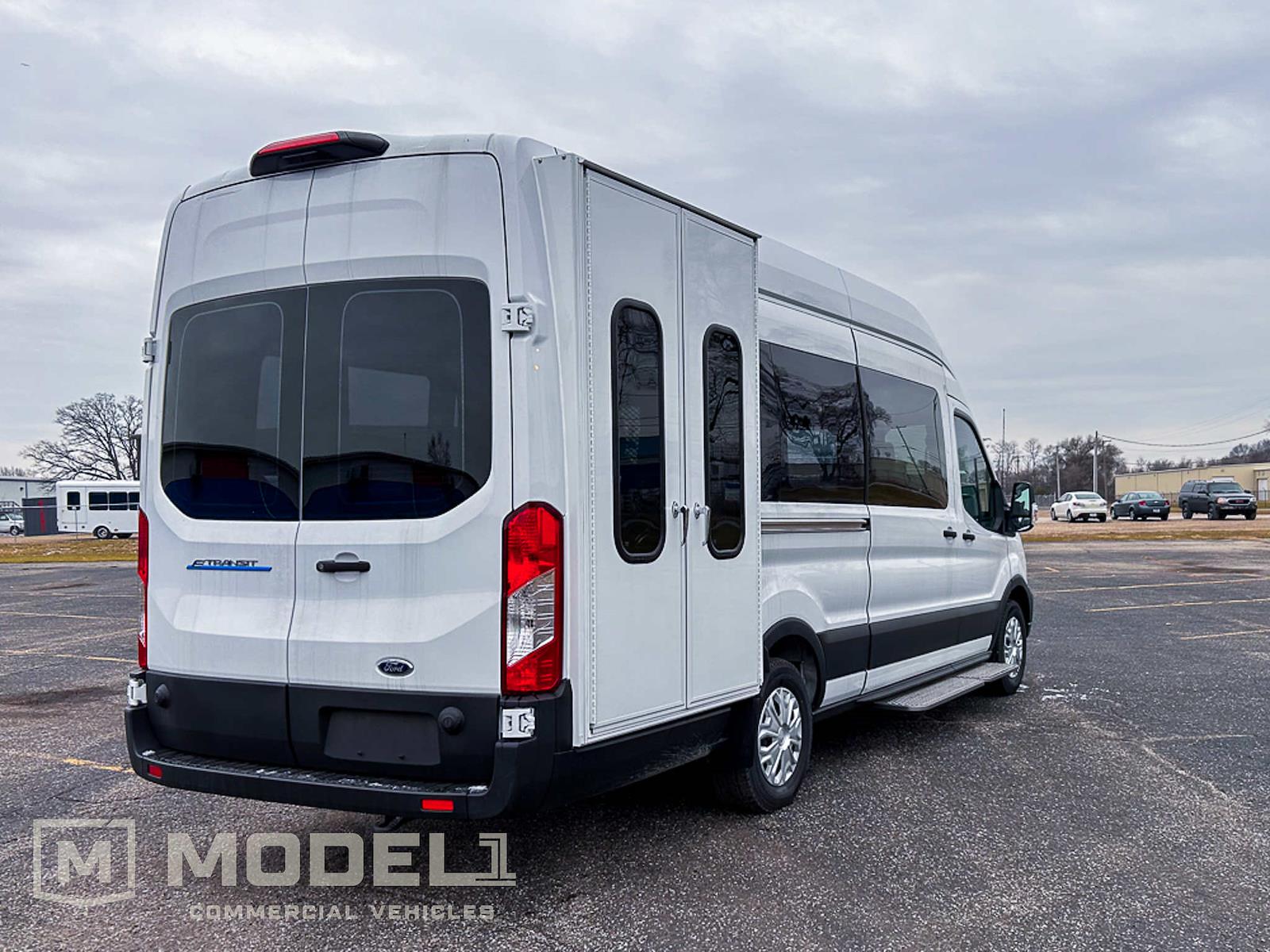 New 2023 Ford E-Transit 350 Mobility - photo 2