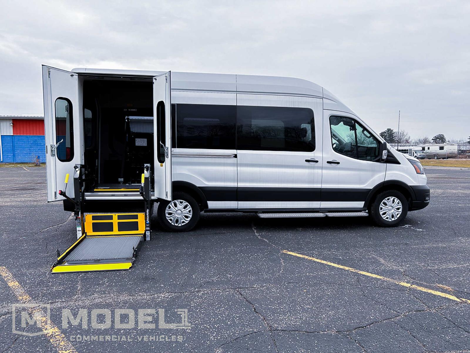 New 2023 Ford E-Transit 350 - photo 14