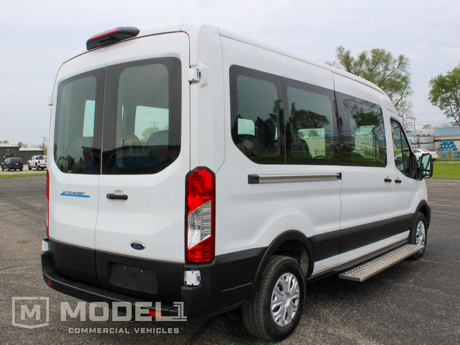 New 2023 Ford E-Transit 350 - photo 2
