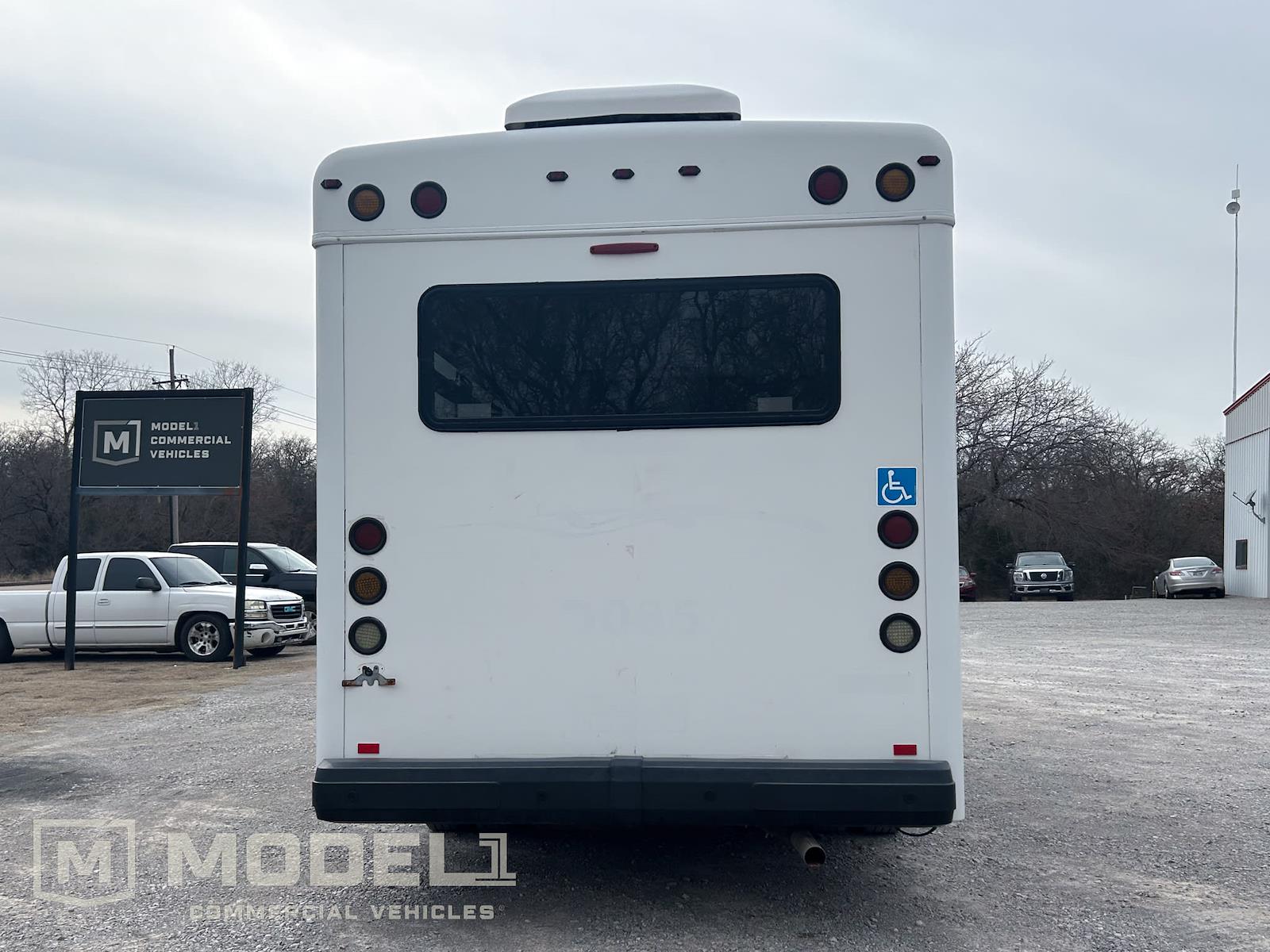 Used 2015 Ford E-450 - photo 14
