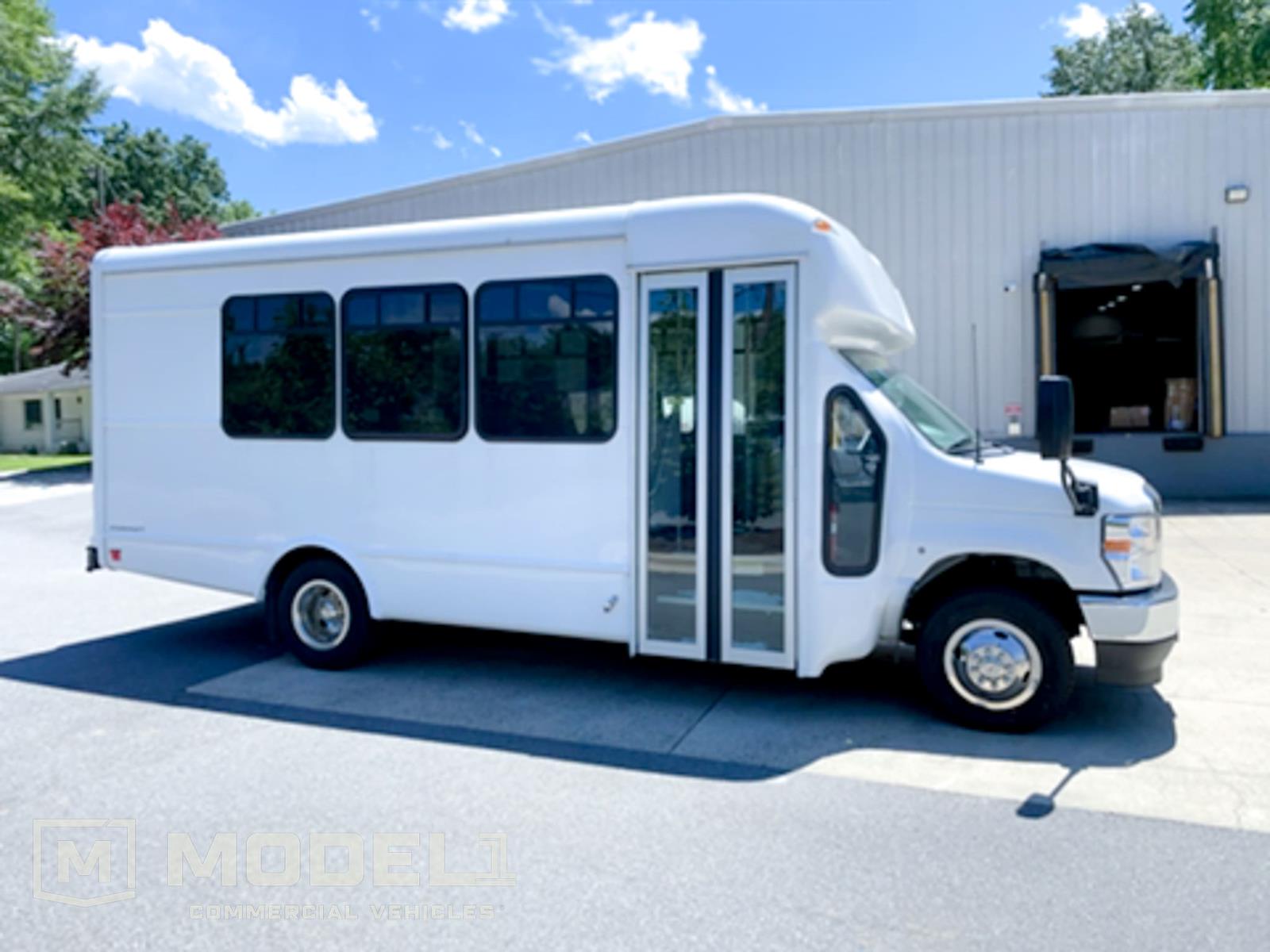 New 2025 Ford E-350 - photo 5