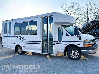Used 2013 Chevrolet Express 4500 - photo 1