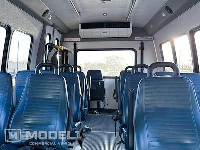 Used 2013 Chevrolet Express 4500 - photo 1