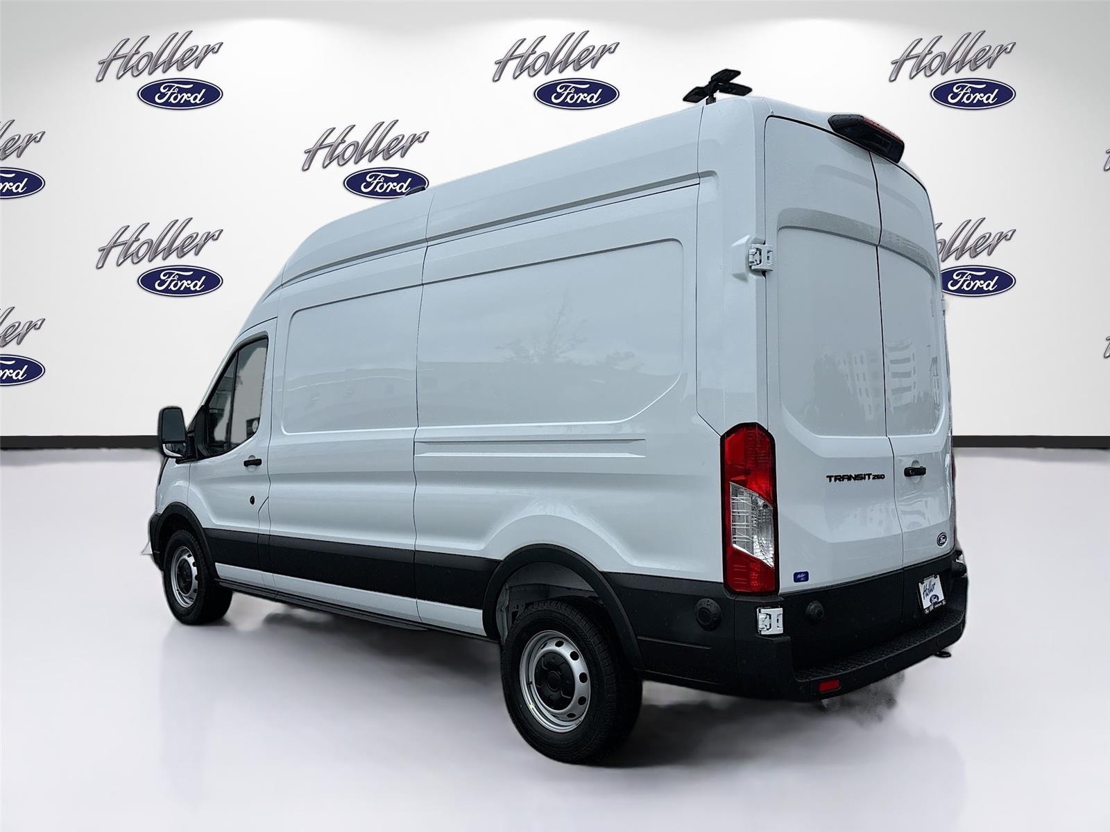 New 2026 Ford Transit 250 - photo 9