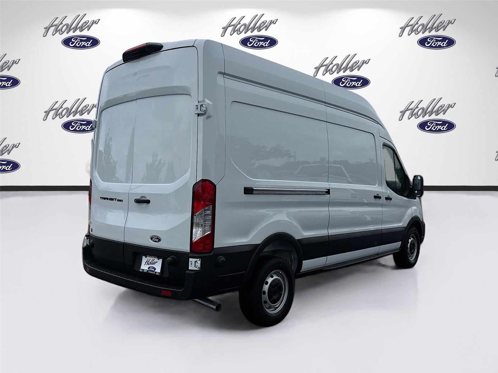 New 2026 Ford Transit 250 - photo 2