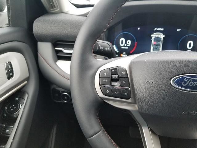 New 2026 Ford Explorer - photo 2