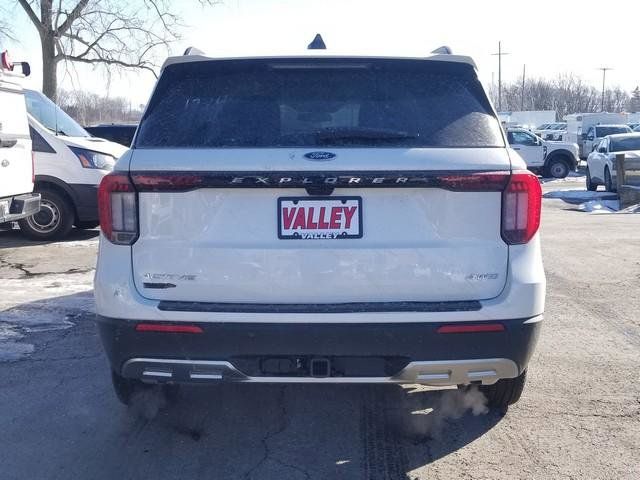 New 2026 Ford Explorer - photo 12