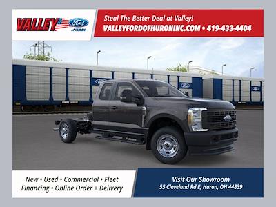 New 2026 Ford F-350 Super Cab Cab Chassis for sale #925977 - photo 1