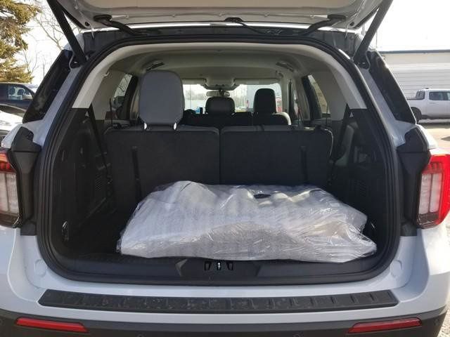 New 2026 Ford Explorer - photo 16