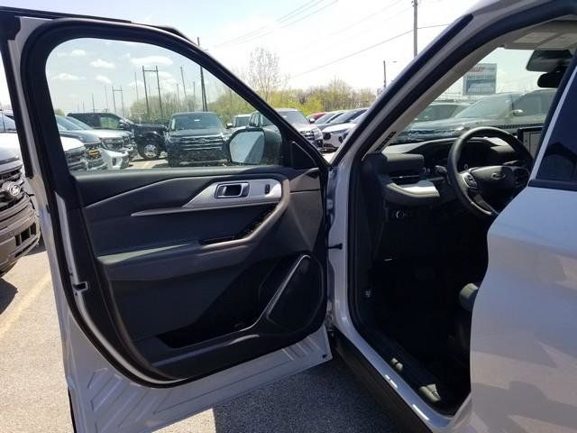 New 2026 Ford Explorer - photo 12