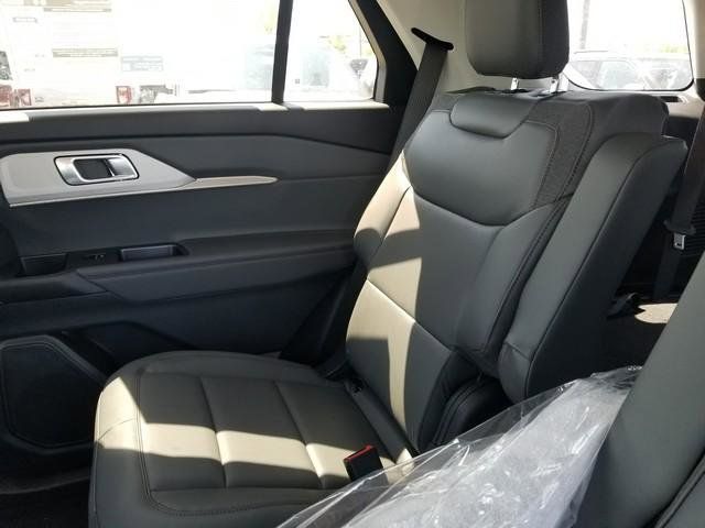 New 2026 Ford Explorer - photo 18