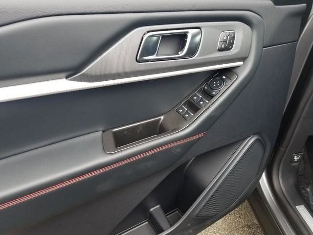 New 2026 Ford Explorer - photo 16