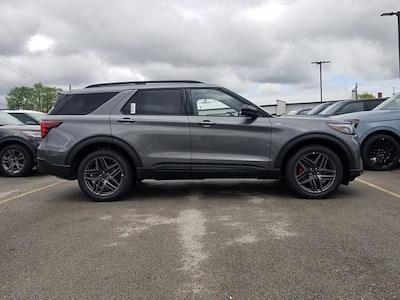 New 2026 Ford Explorer - photo 2