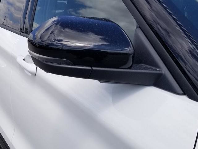 New 2026 Ford Explorer - photo 2