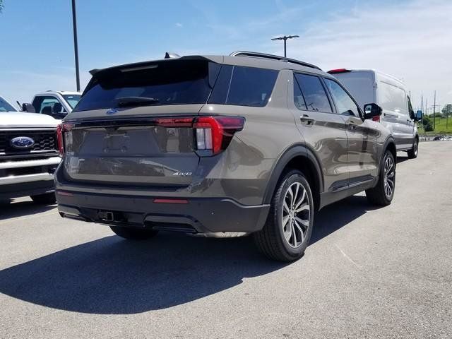 New 2026 Ford Explorer - photo 5