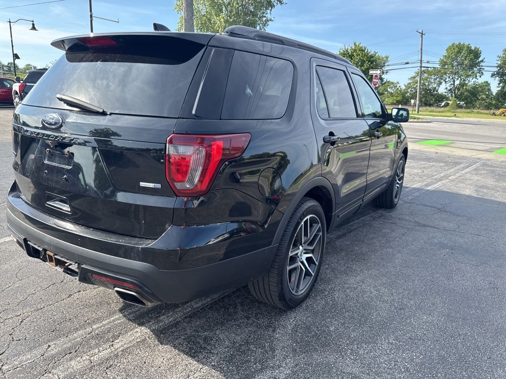 Used 2016 Ford Explorer - photo 5