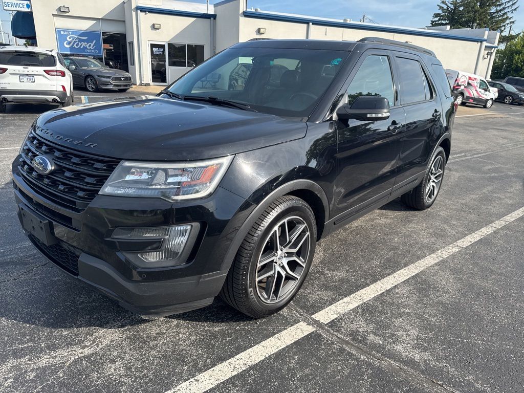 Used 2016 Ford Explorer - photo 9