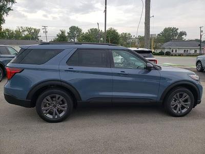 2027 Ford Explorer 4WD SUV for sale #926456 - photo 2
