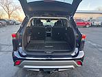 Used 2022 Toyota Highlander Platinum for sale #931778 - photo 14