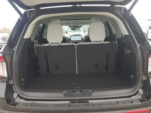 New 2026 Ford Explorer - photo 7